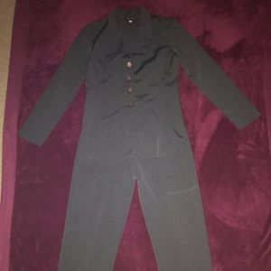 A-List by Wrapper suit size 5